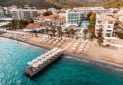 EMRE HOTEL & BEACH