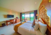 MAIKHAO PALM BEACH RESORT