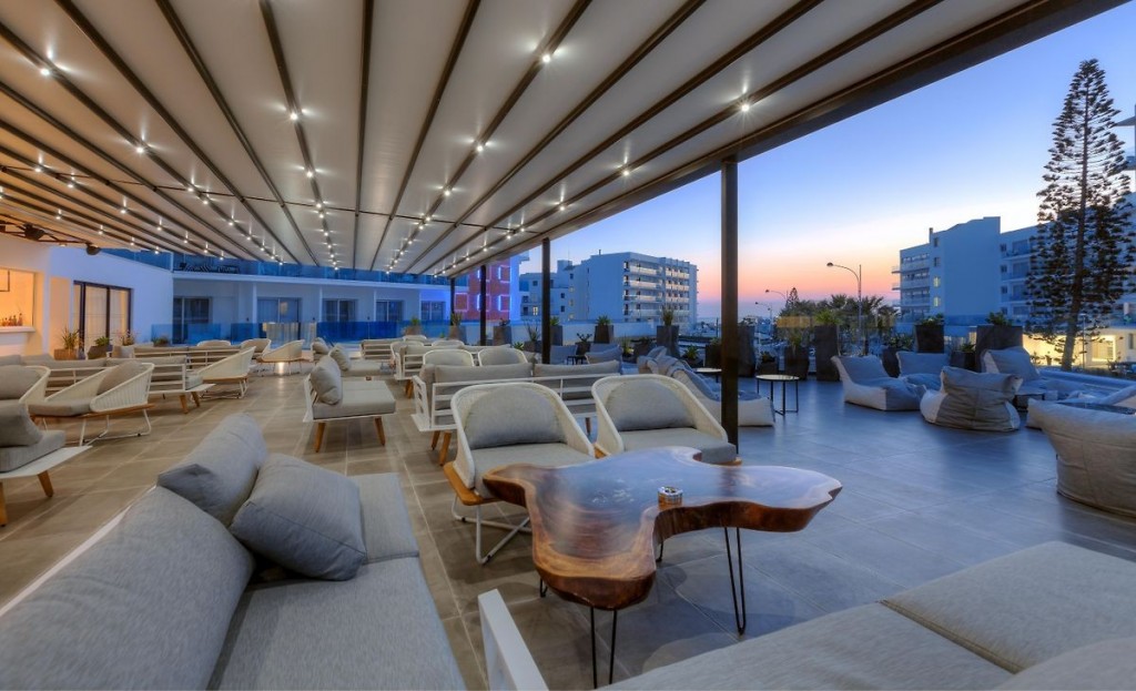 THE BLUE IVY HOTEL & SUITES