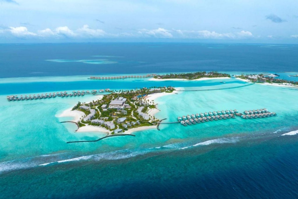 HARD ROCK HOTEL MALDIVES