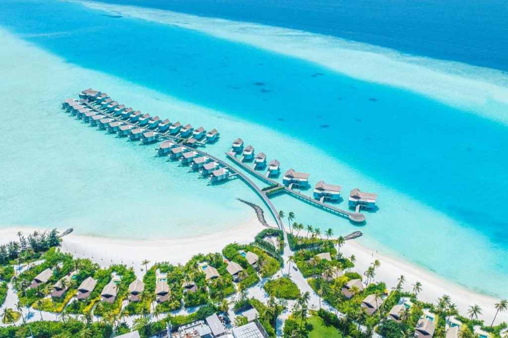 HARD ROCK HOTEL MALDIVES