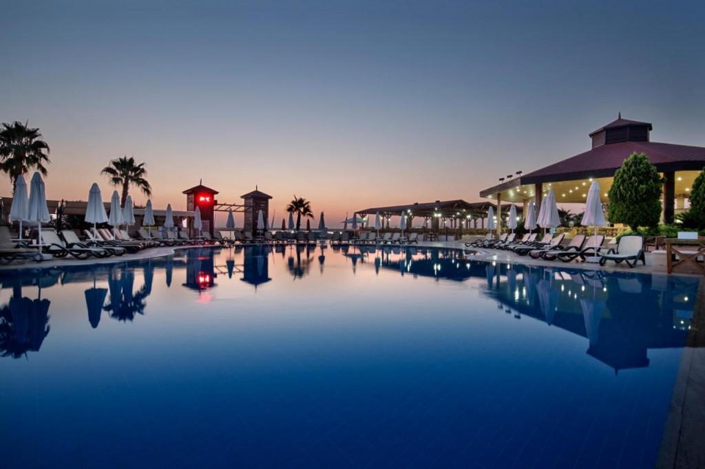 CRYSTAL FLORA BEACH RESORT