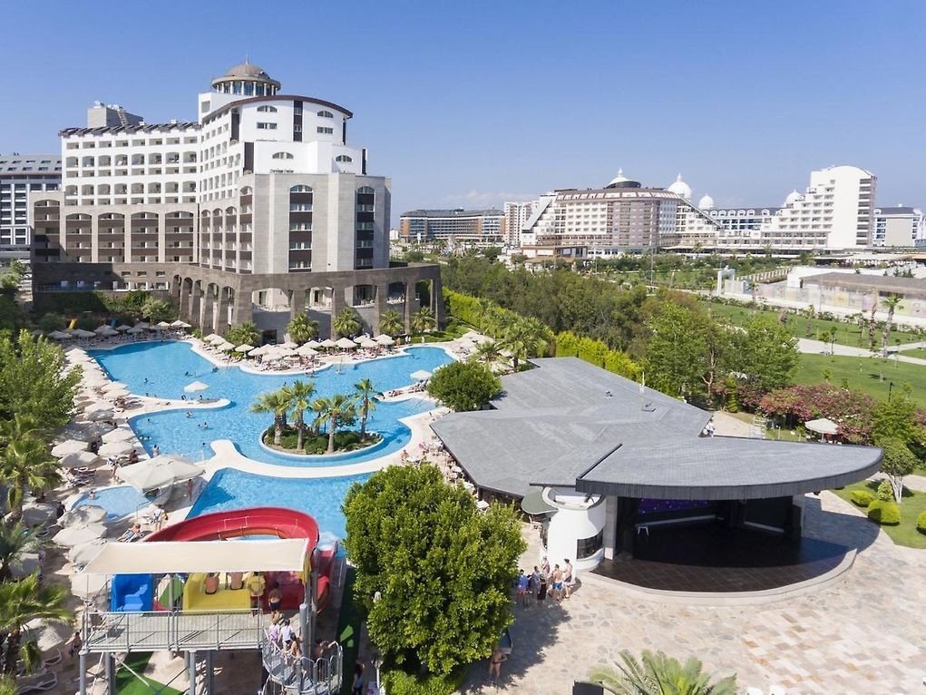 MELAS HOTEL LARA