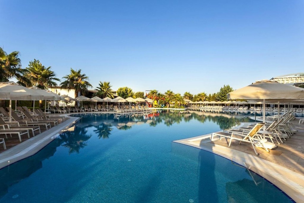 MELAS HOTEL LARA