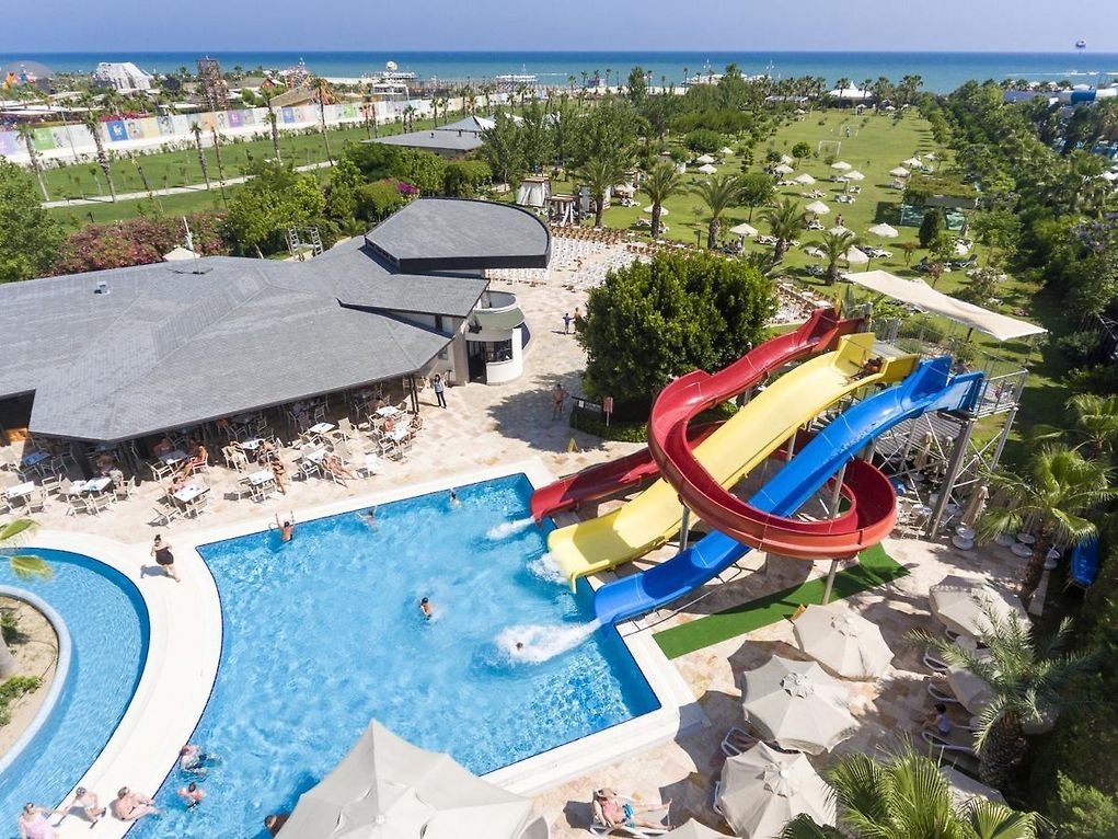 MELAS HOTEL LARA