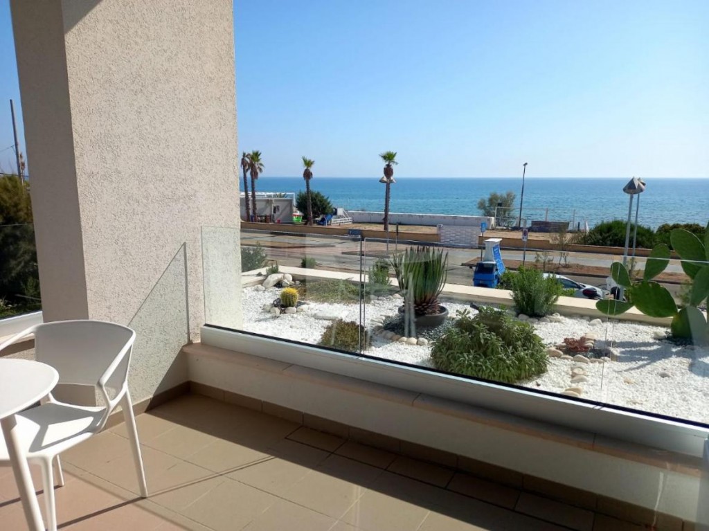 BLOOM BEACH RESORT