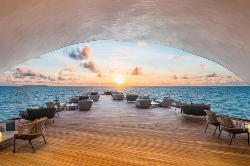 THE ST. REGIS MALDIVES