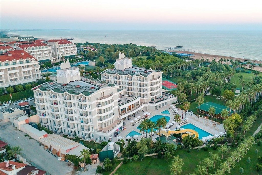 ROYAL ATLANTIS BEACH HOTEL