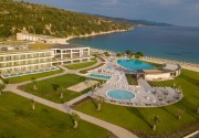 AMMOA LUXURY HOTEL & SPA RESORT