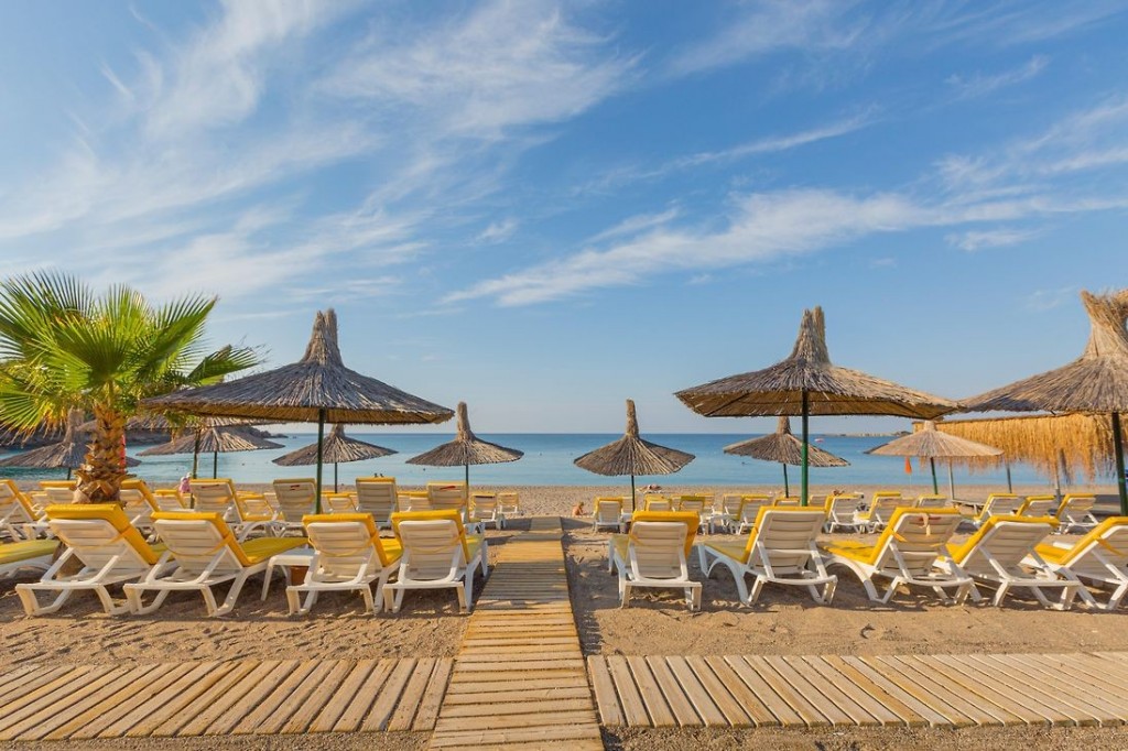 JUSTINIANO DELUXE RESORT