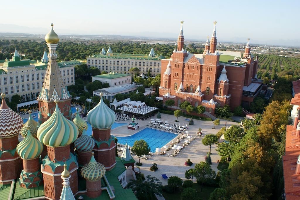 KREMLIN PALACE