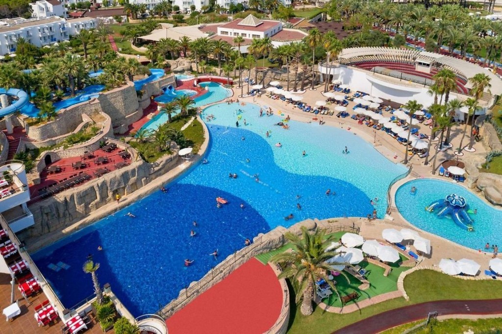 SEVEN SEAS HOTEL BLUE