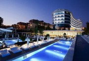 Q PREMIUM RESORT