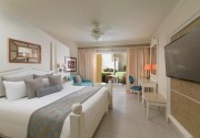 JEWEL PUNTA CANA BEACH RESORT