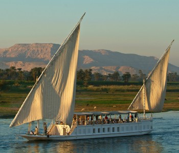 Круиз по Река Нил от Кайро