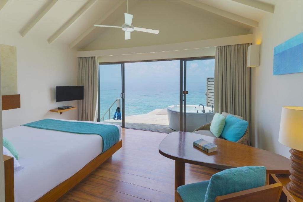 CENTARA RAS FUSHI RESORT & SPA