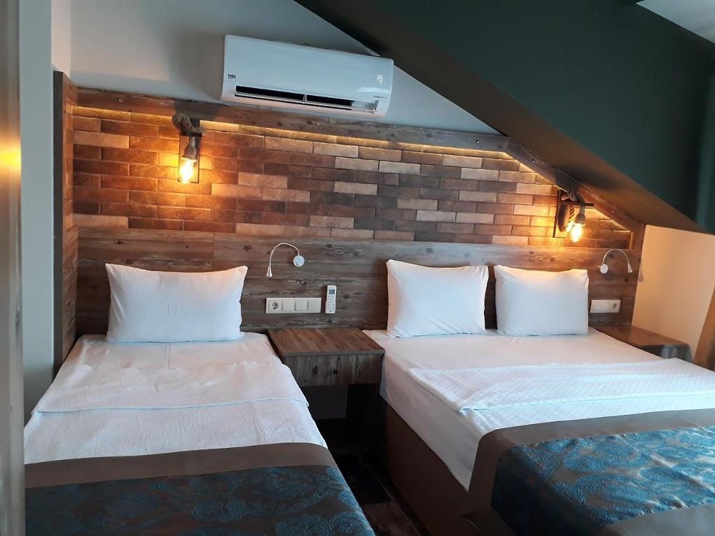 THE SARIGERME INN