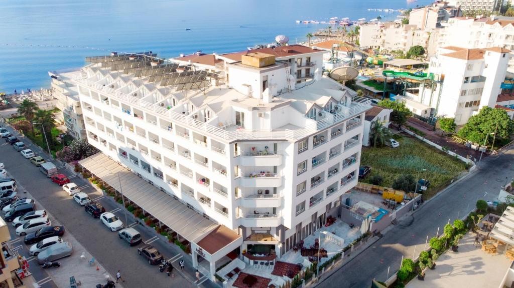 MERT SEASIDE HOTEL