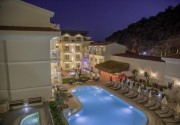 MONTEBELLO DELUXE