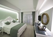 MONTEBELLO DELUXE