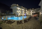 MONTEBELLO DELUXE
