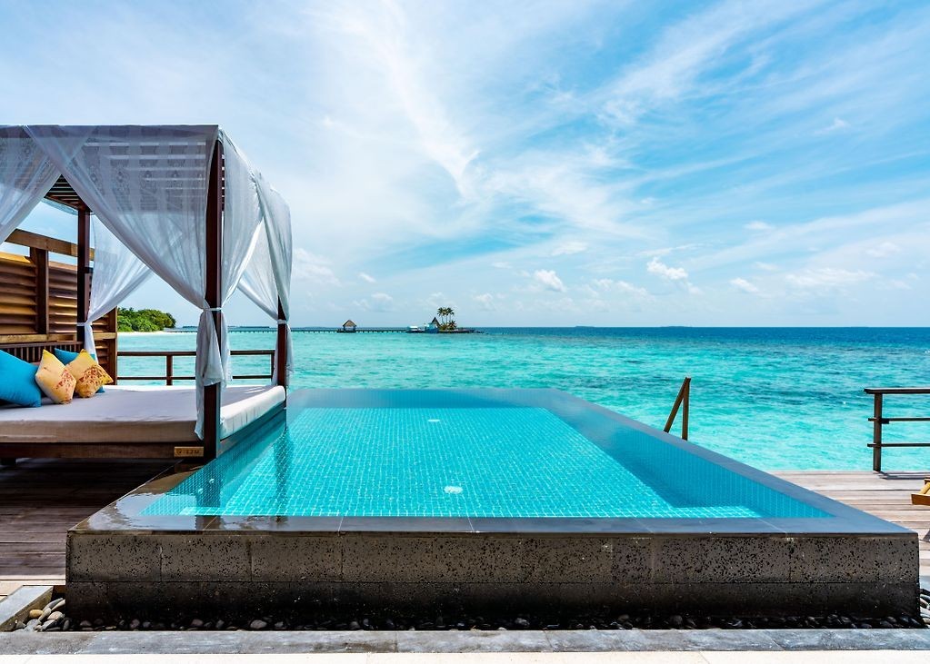 FURAVERI ISLAND RESORT