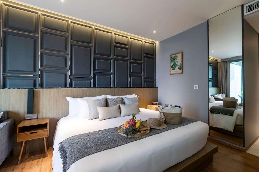 WYNDHAM GRAND NAI HARN BEACH PHUKET