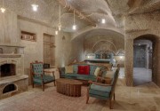 HERA CAVE SUITES