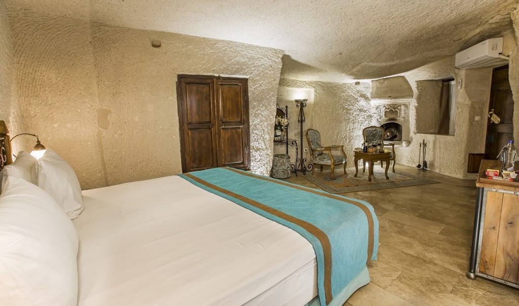 IMPERIAL CAVE SUITE & SPA