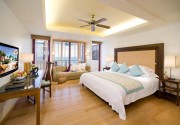CENTARA GRAND BEACH RESORT PHUKET