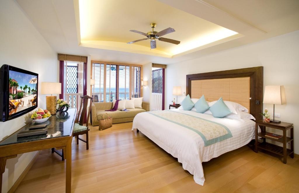 CENTARA GRAND BEACH RESORT PHUKET
