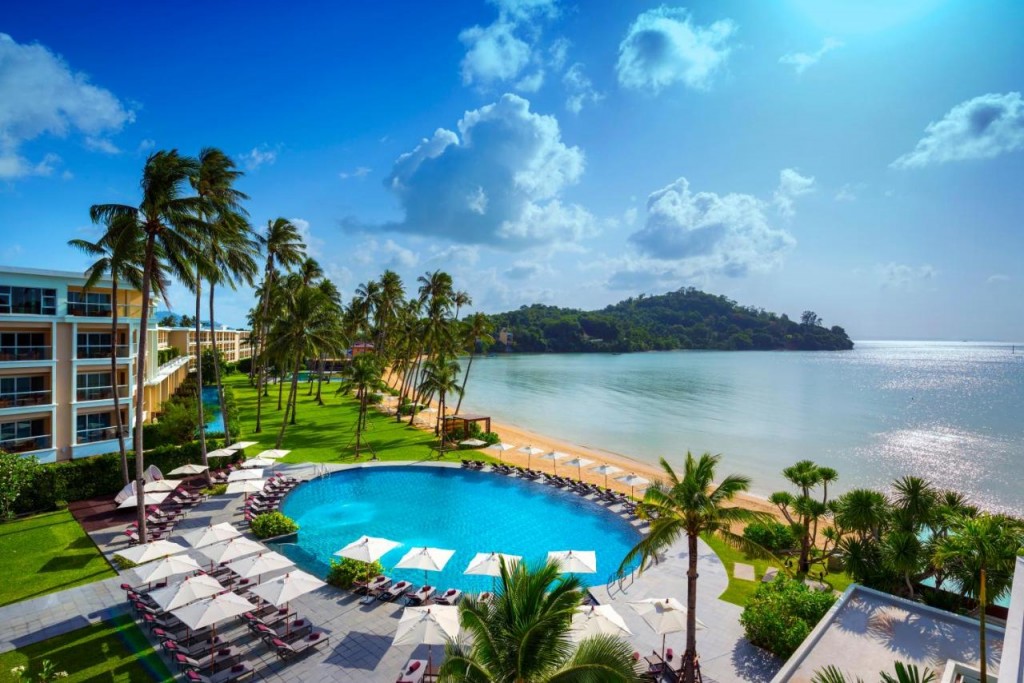 CROWNE PLAZA PHUKET PANWA BEACH