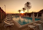 CLUB SERA HOTEL