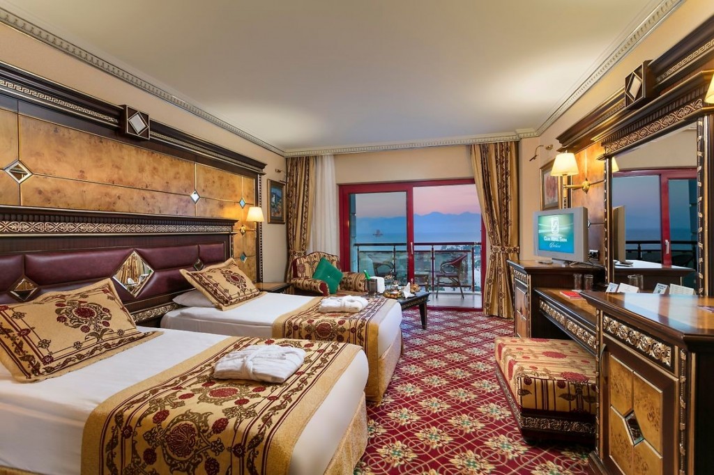 CLUB SERA HOTEL