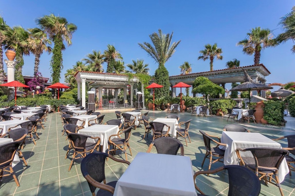 CLUB SERA HOTEL