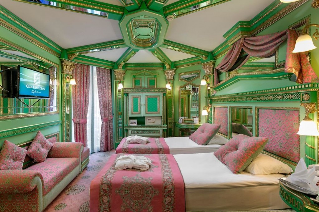 CLUB SERA HOTEL