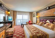 CLUB SERA HOTEL