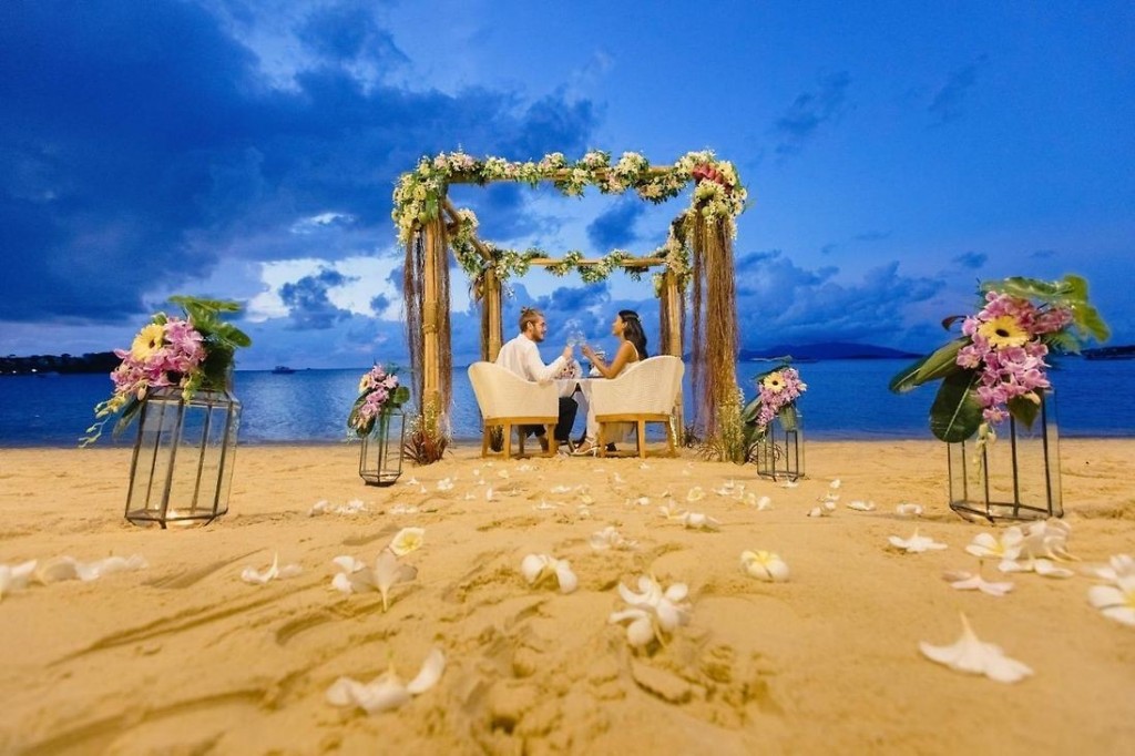 The Privilege Hotel Ezra Beach Club