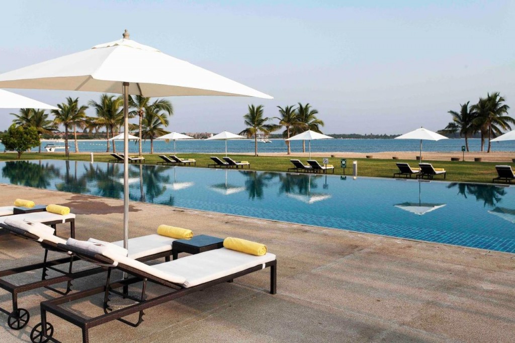 AMAYA BEACH PASSIKUDAH