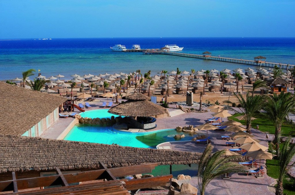 AMWAJ BLUE BEACH RESORT & SPA – ABU SOMA