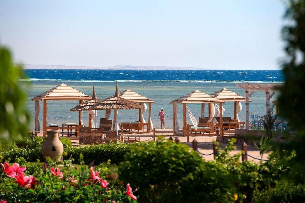 AMWAJ OYOUN HOTEL& RESORT