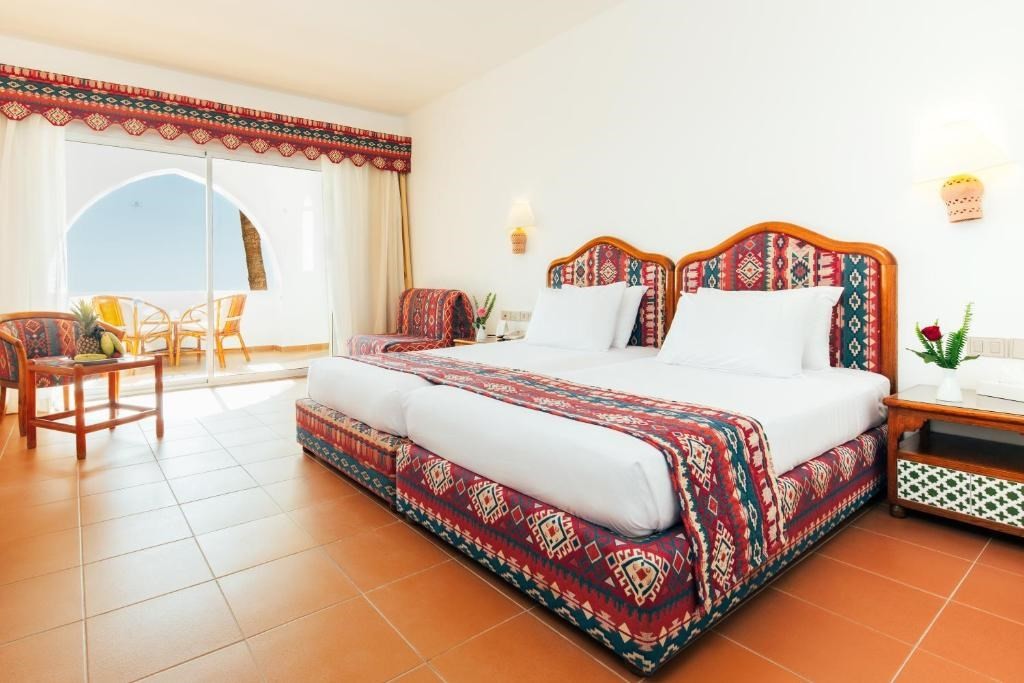 DOMINA CORAL BAY BELLA VISTA