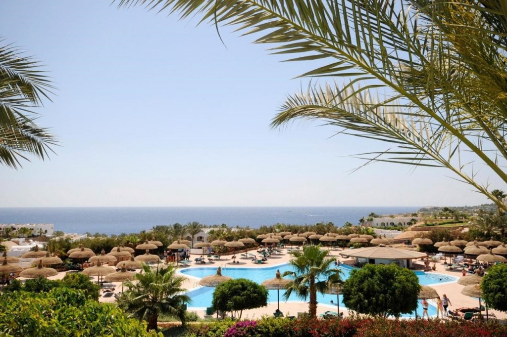 DOMINA CORAL BAY HAREM JUNIOR SUITE