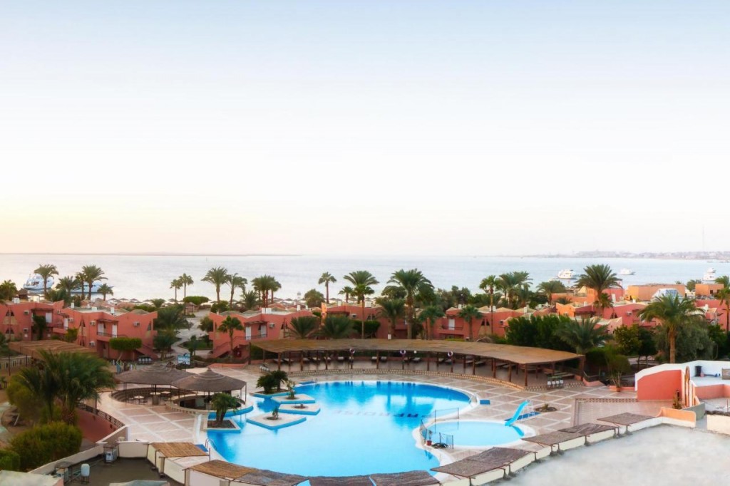 EAGLE PARADISE ABU SOMA