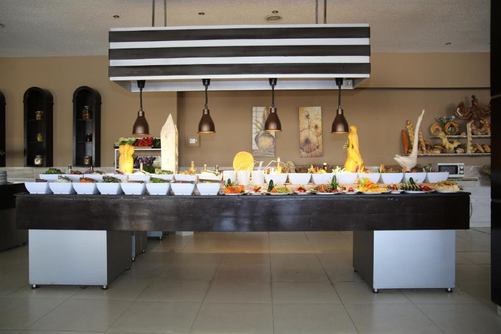 EL KARMA AQUA BEACH RESORT