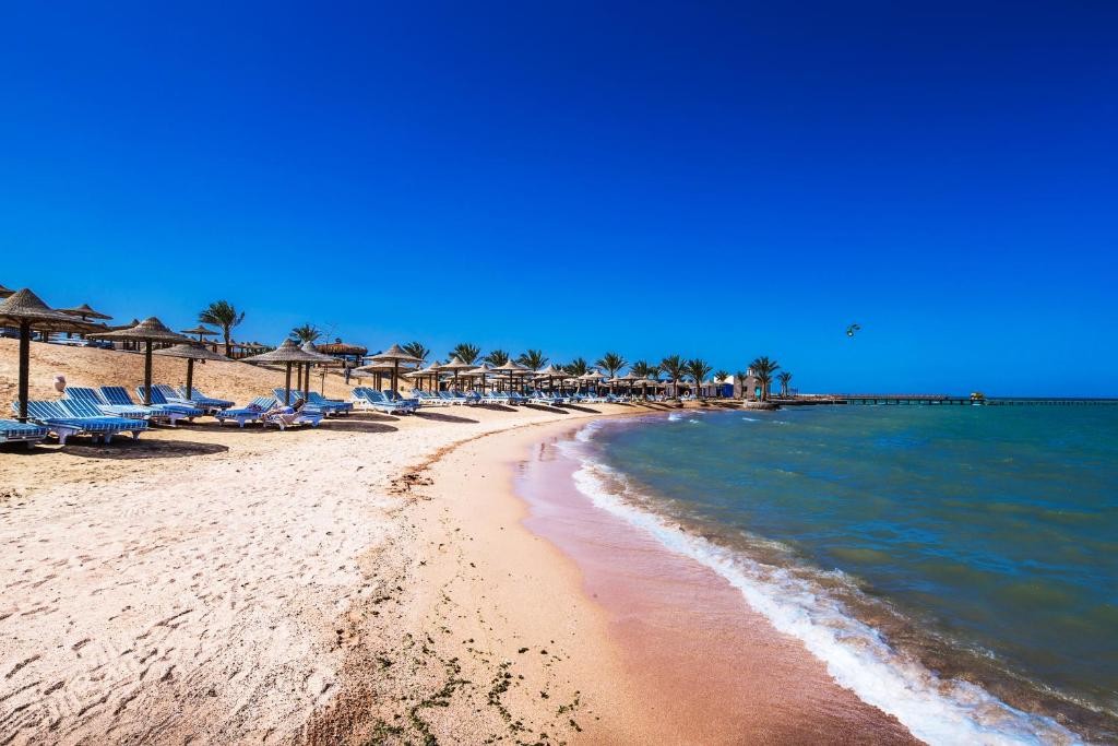 EL KARMA AQUA BEACH RESORT