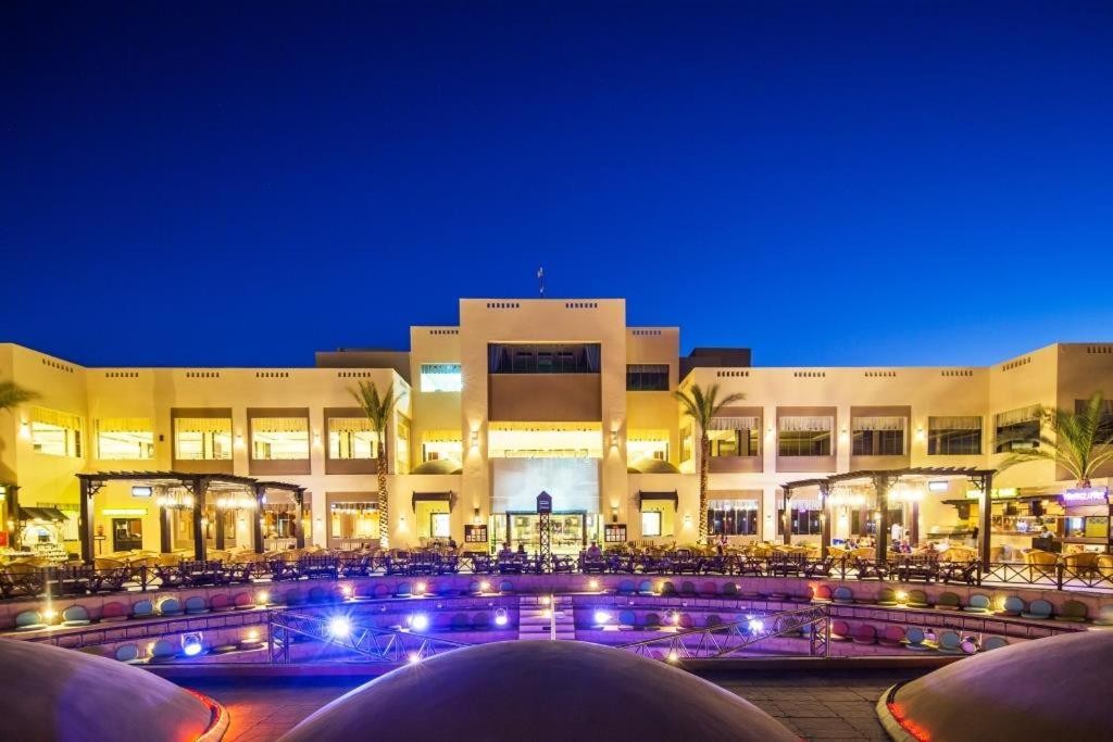 EL KARMA AQUA BEACH RESORT