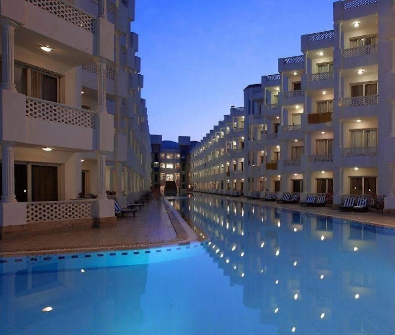 EMERALD RESORT (GOLDEN 5)