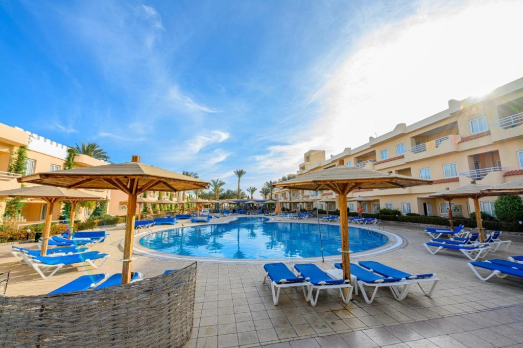 GOLDEN BEACH EX. MOVIE GATE HURGHADA