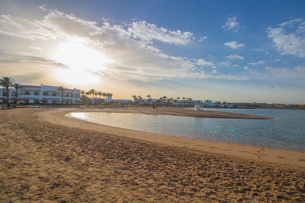 GRAND SEAS BY SUNRISE